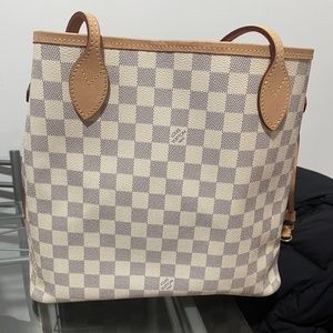 Louis Vuitton Neverfull MM